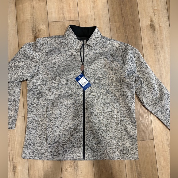 Sweaters - Women’s Gray zip up sweater. NEW with tags